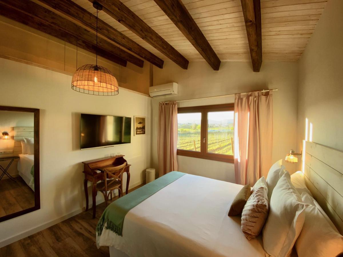 Bed & Breakfast Wine & Cooking Penedes Pla del Panadés Buitenkant foto