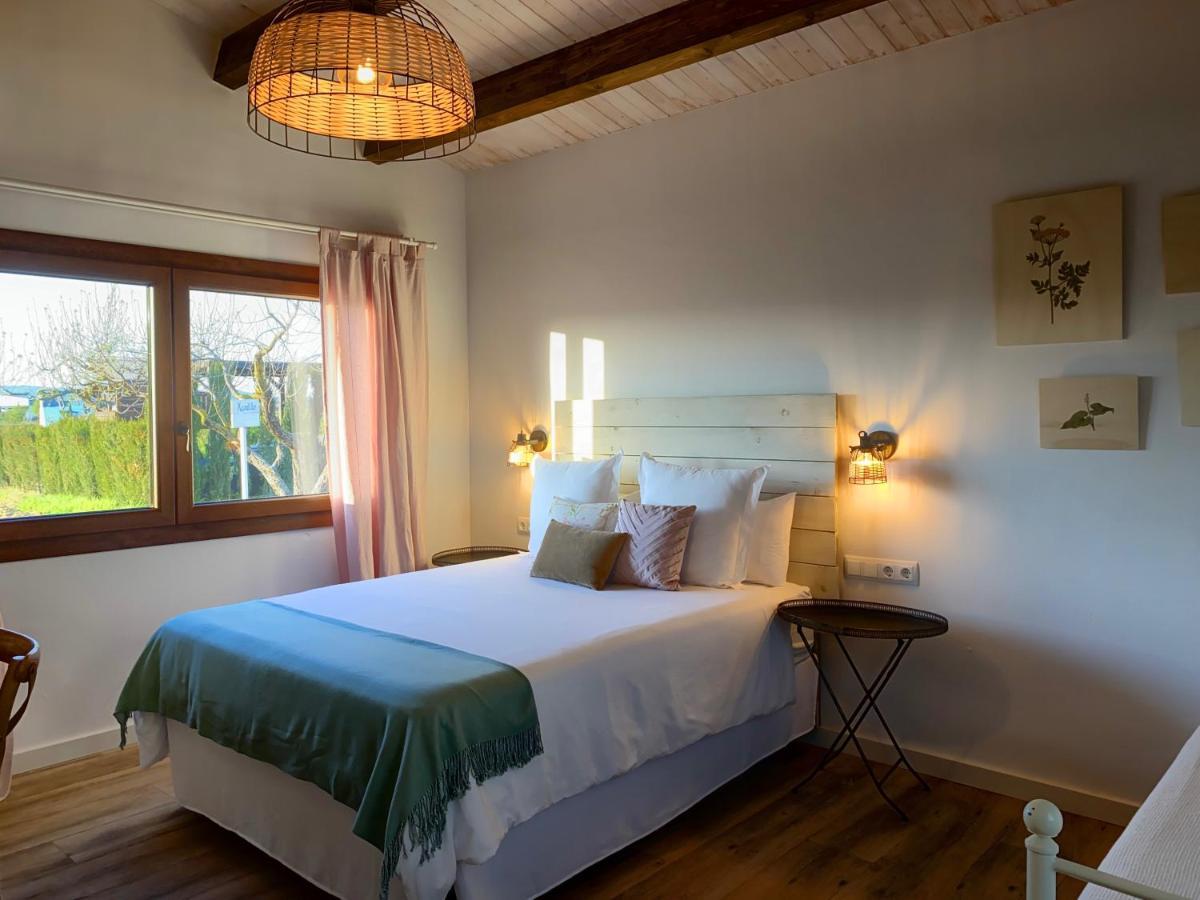Bed & Breakfast Wine & Cooking Penedes Pla del Panadés Buitenkant foto